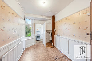 Photo 13- click for photo gallery